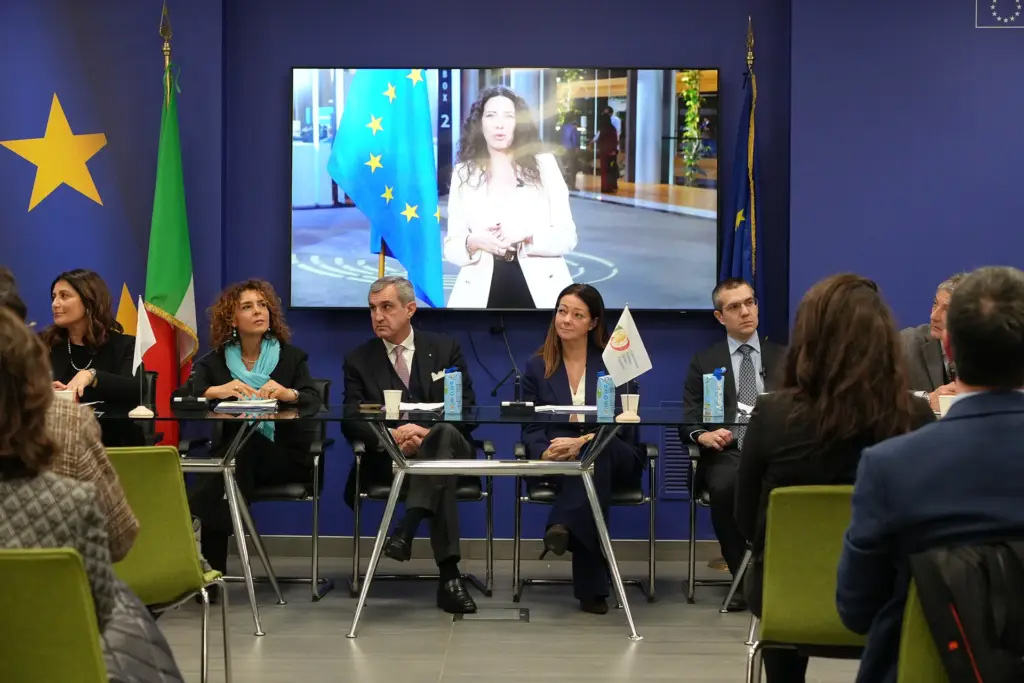 Giornata Europea contro le molestie, rappresentanti istituzionali