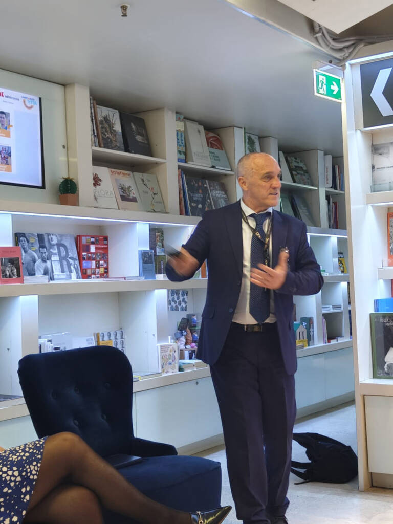Momento del convegno organizzato dall’ONBD al Palazzo delle Esposizioni di Roma, con esperti, educatori e giovani riuniti per discutere strategie di prevenzione del bullismo e del disagio giovanile.